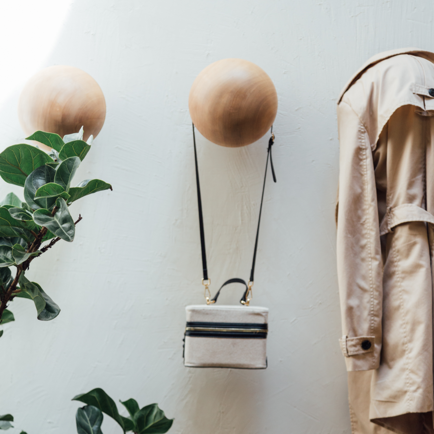 Mumbai coat rack