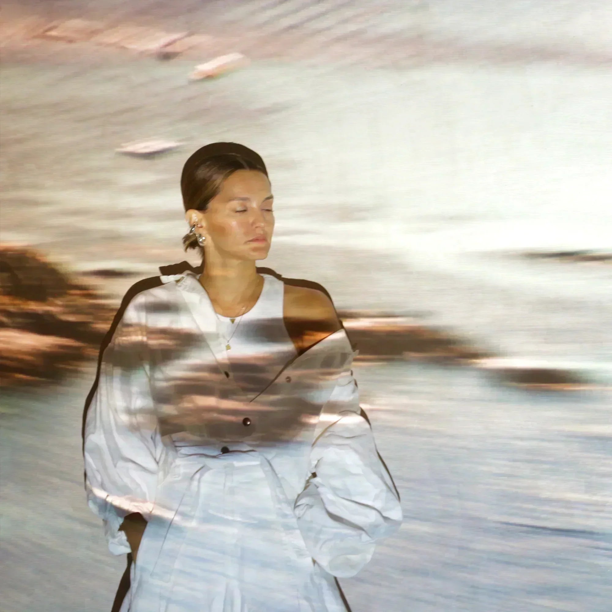 Diamantina & La Perla relaunch: Immerse yourself by Sinestesia