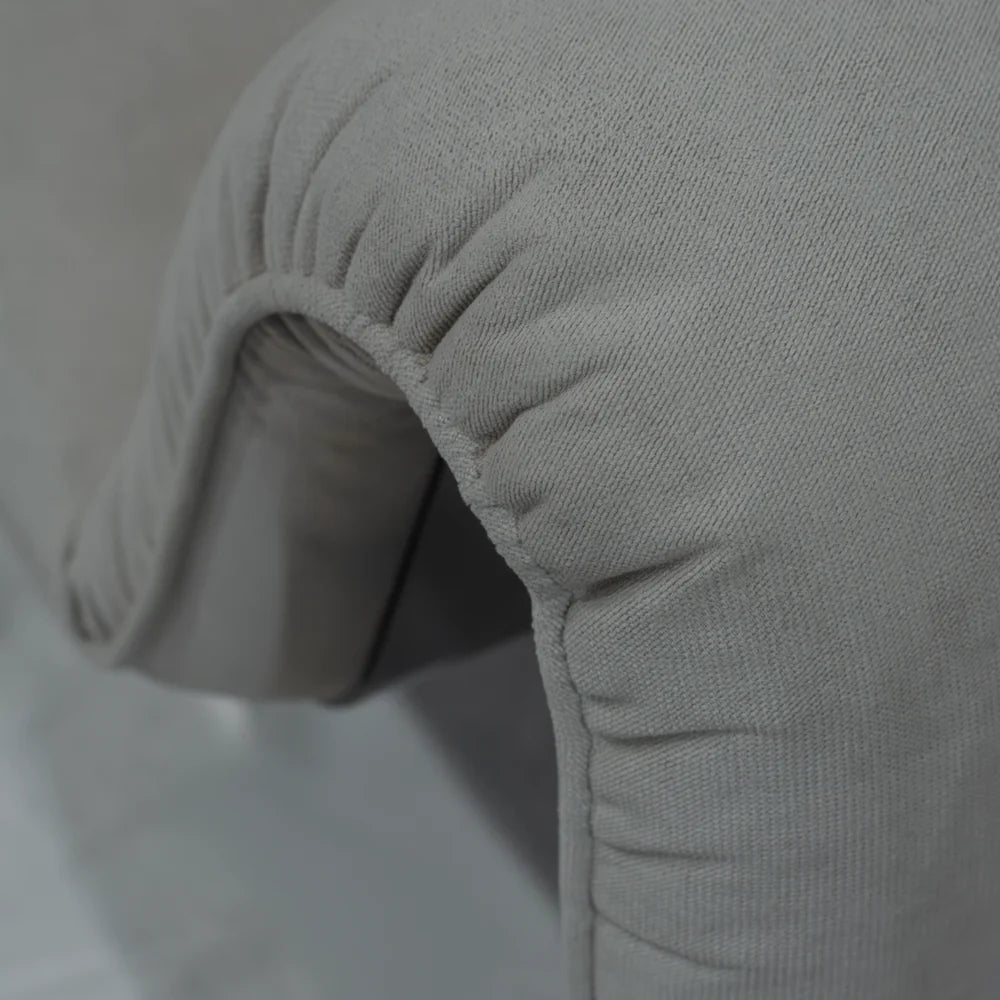 Páramo Armchair