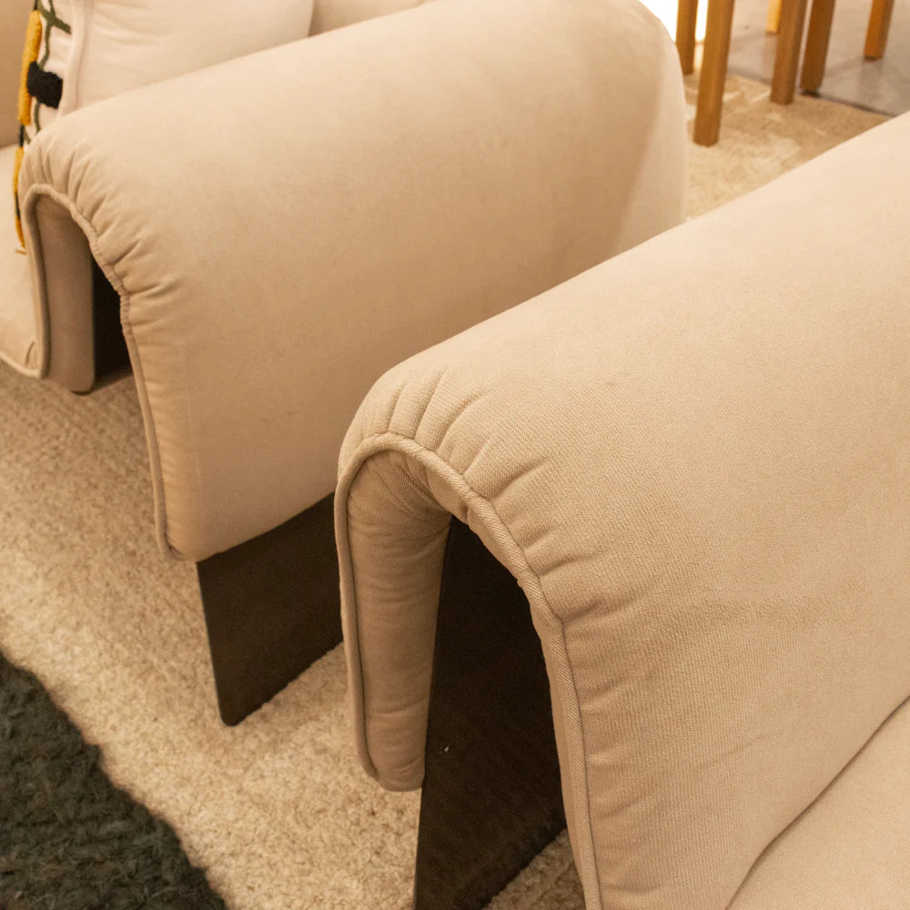 Páramo Armchair