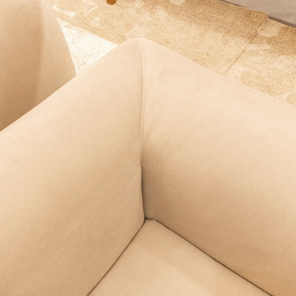 Páramo Armchair