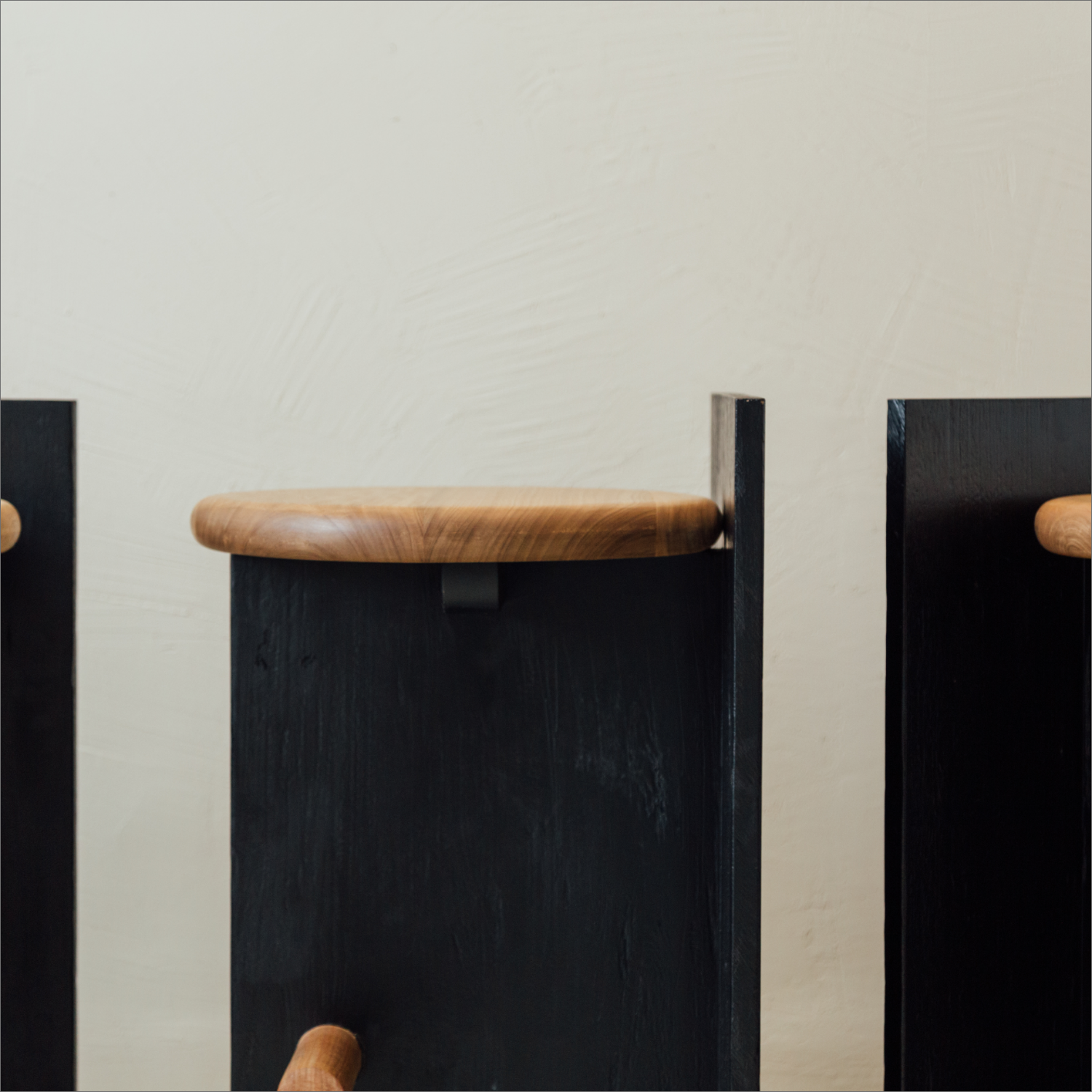 Mucuri stool