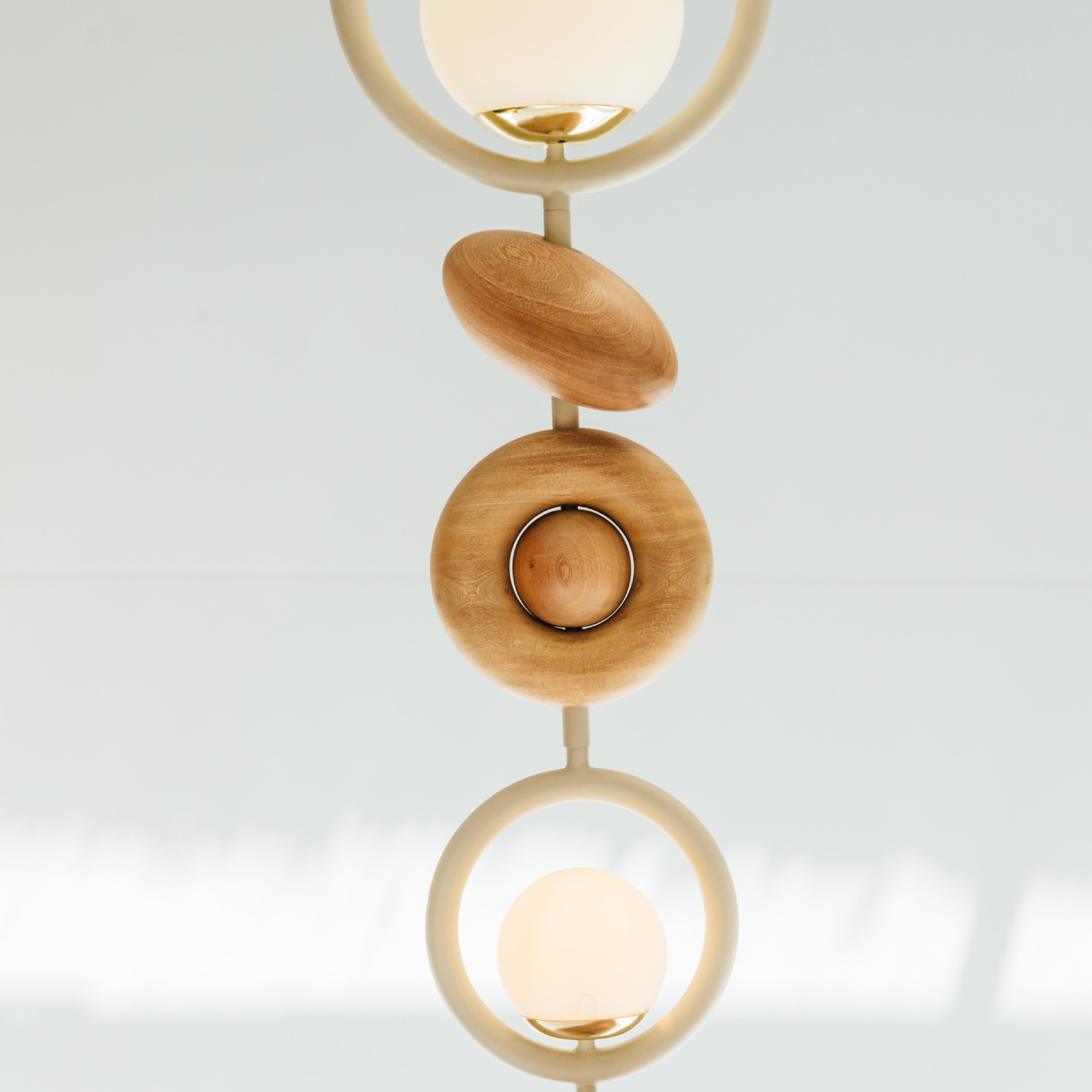 Bora floor lamp