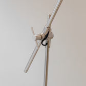 Tripode floor lamp