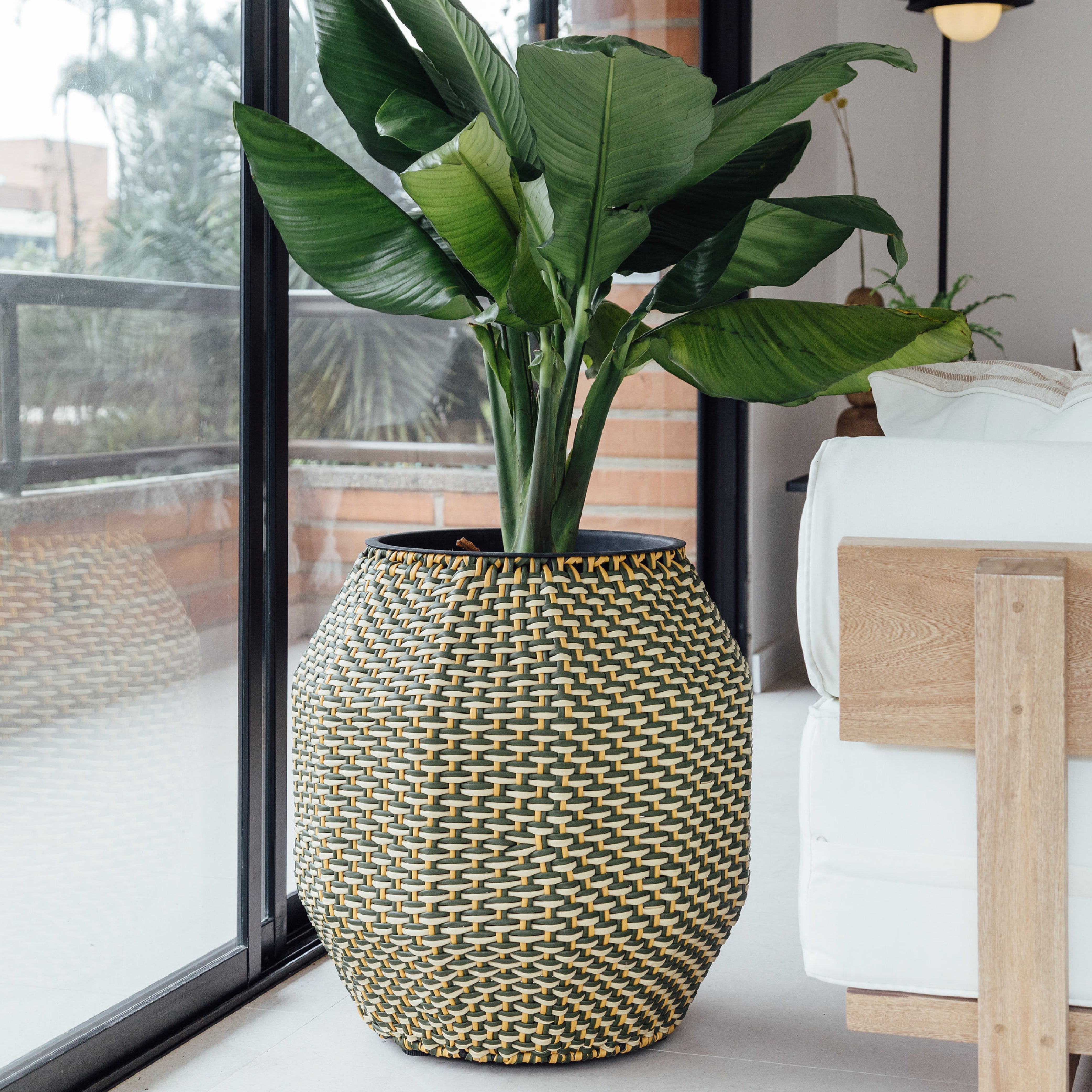 Caribe planter 60 cm