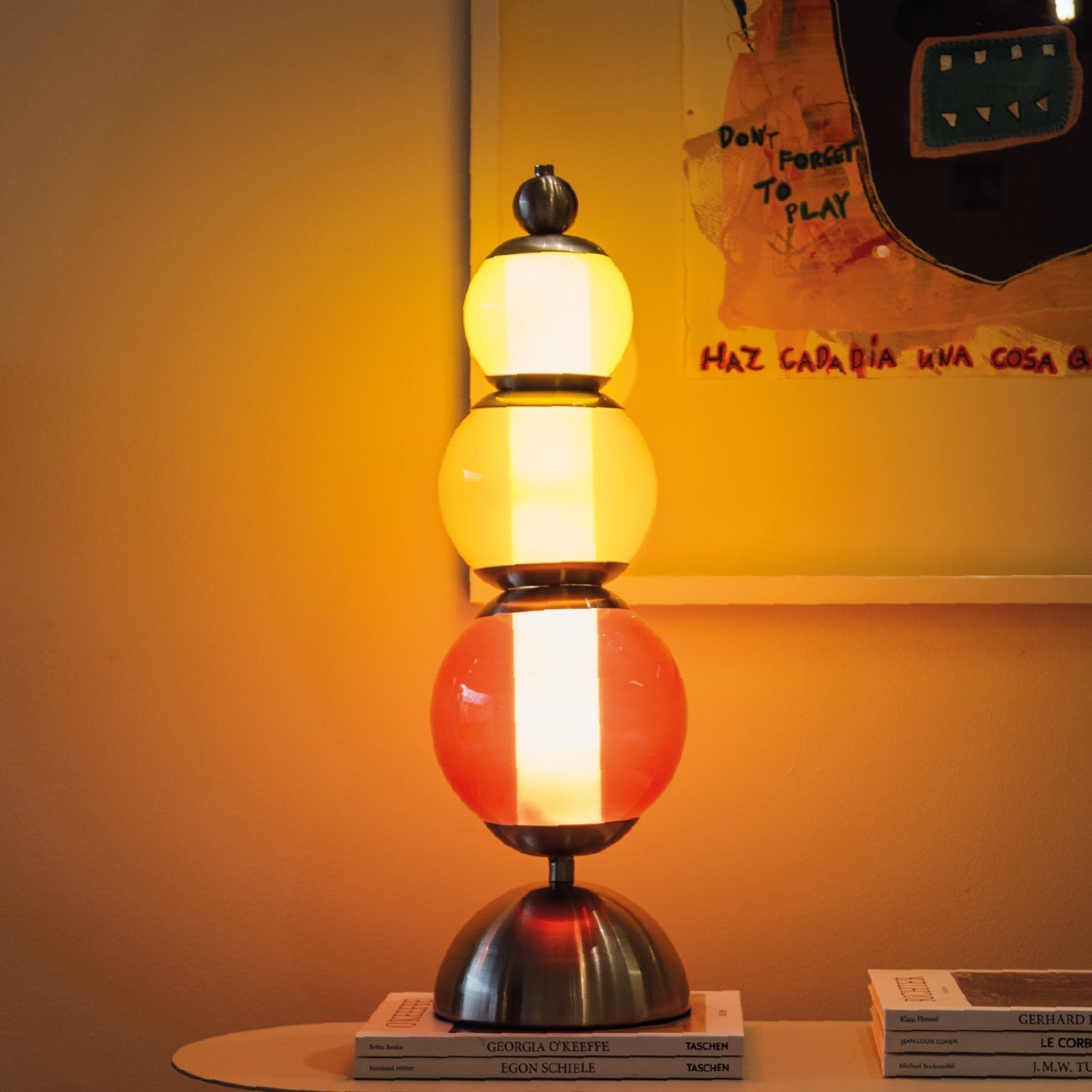 Nostra table lamp