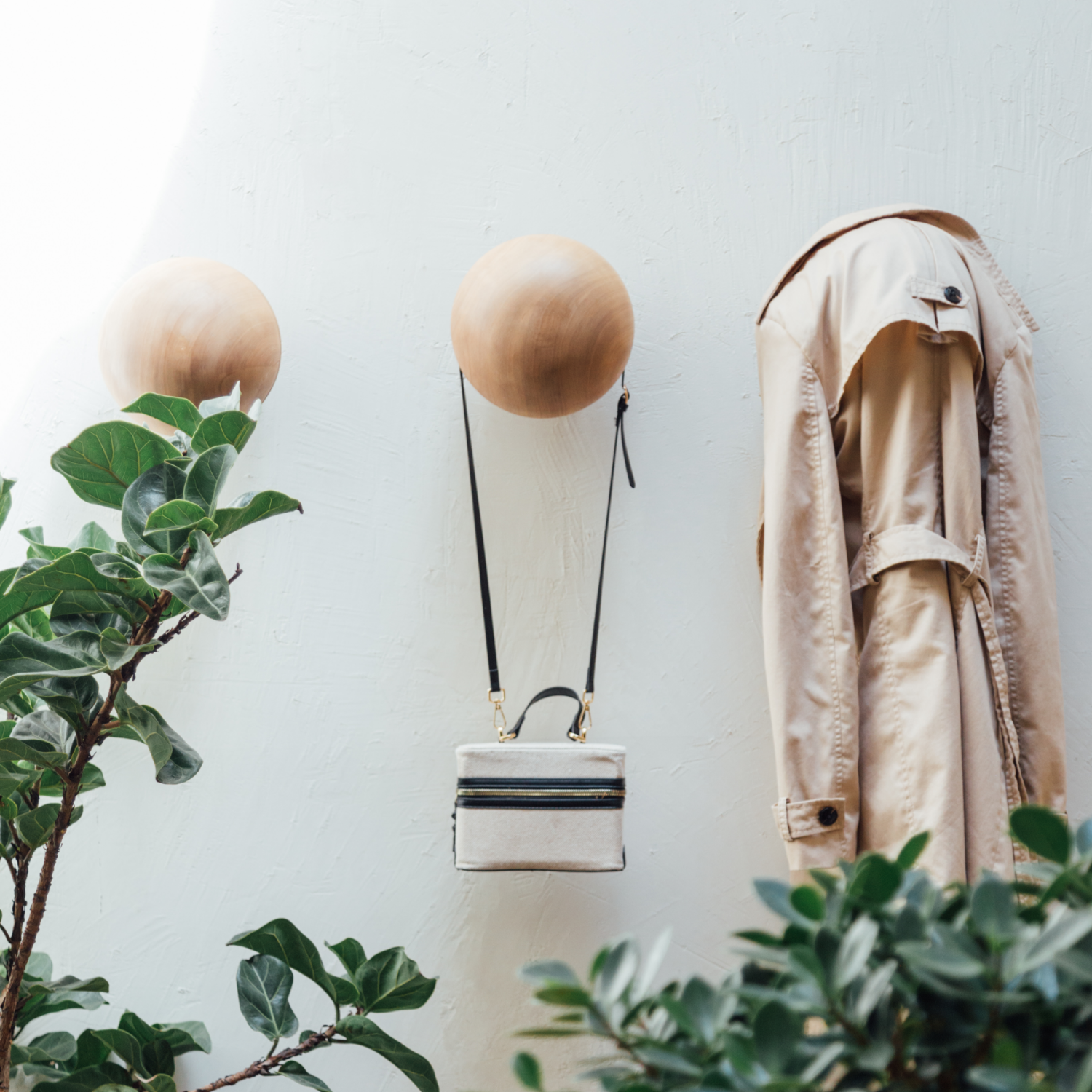 Mumbai coat rack