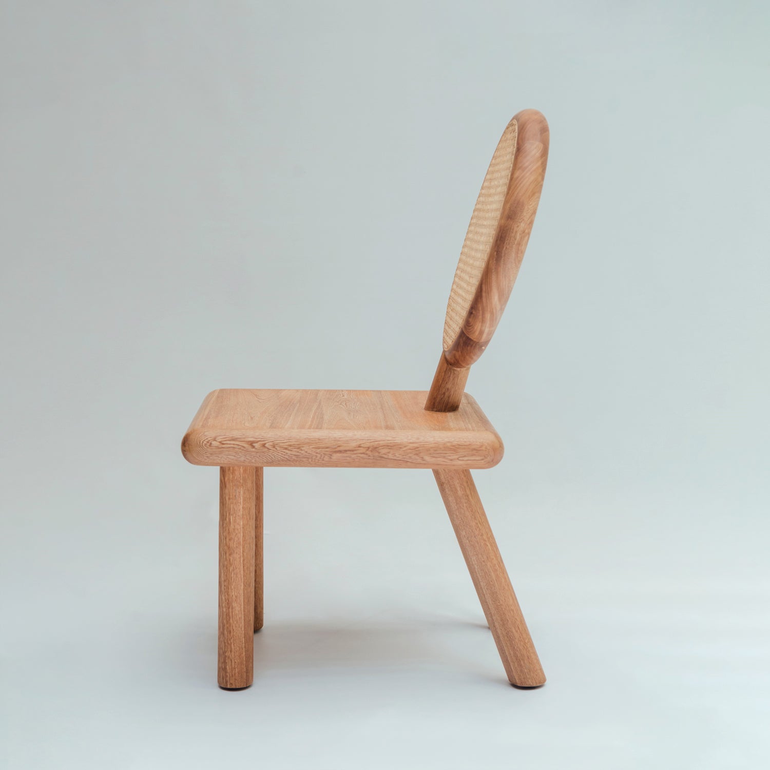 Asís wooden chair