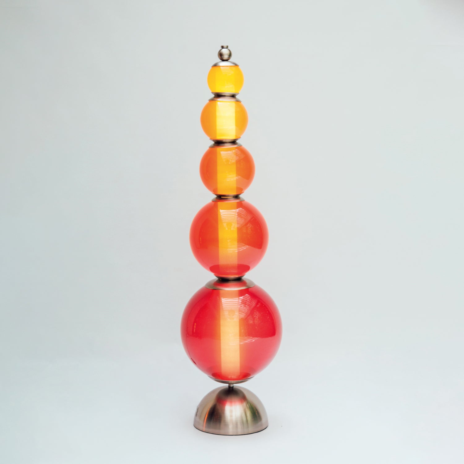 Nostra floor lamp